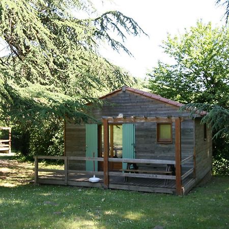 Les Chalets Du Domaine Des Soyeux Saint-Julien-Molin-Molette Bagian luar foto